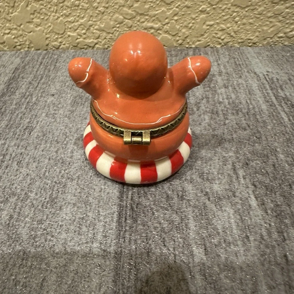 N/A gingerbread man